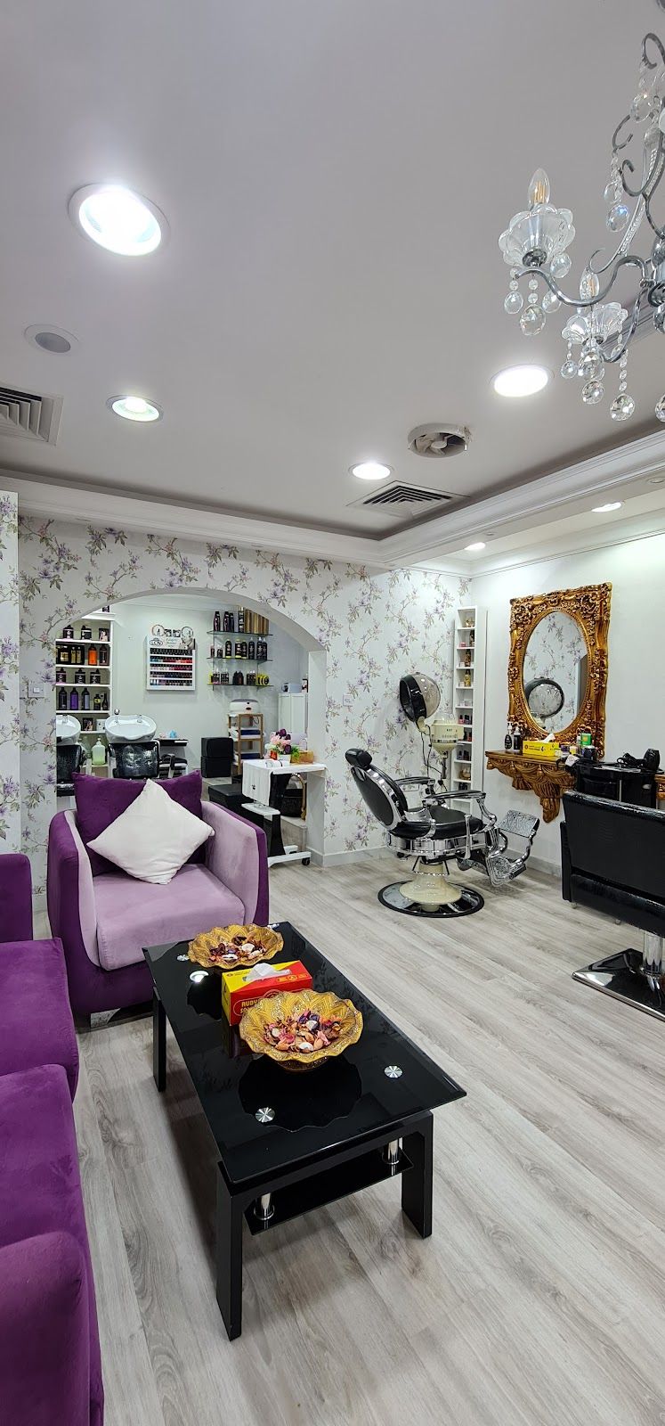 Explore Salons Near You - Find & Book Appointments | Ivory Chair